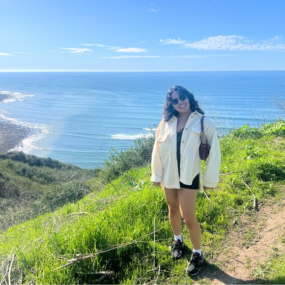 Meet your Posher, Brenda - Picture 1 of 1